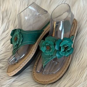 Clarks Artisan Leather Samba Sandals Size 6.5